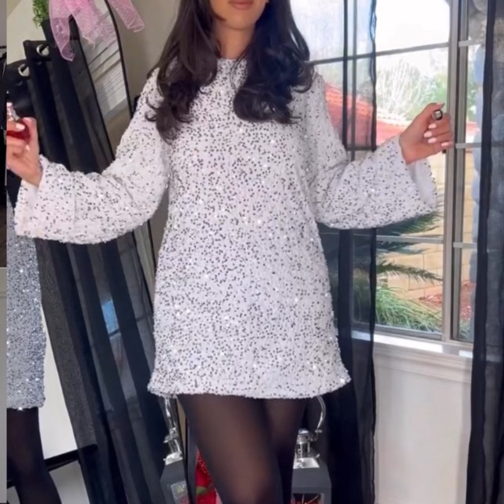 White sequins dress. Size Small